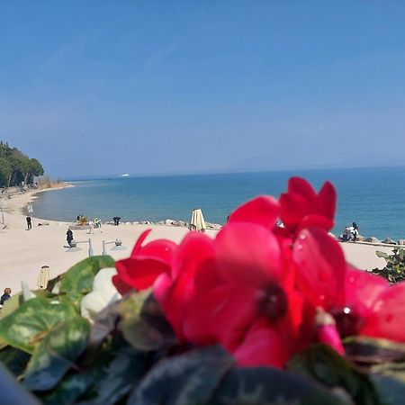 B&B Villa Giulia Desenzano del Garda Kültér fotó