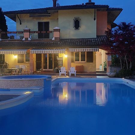 B&B Villa Giulia Desenzano del Garda Kültér fotó