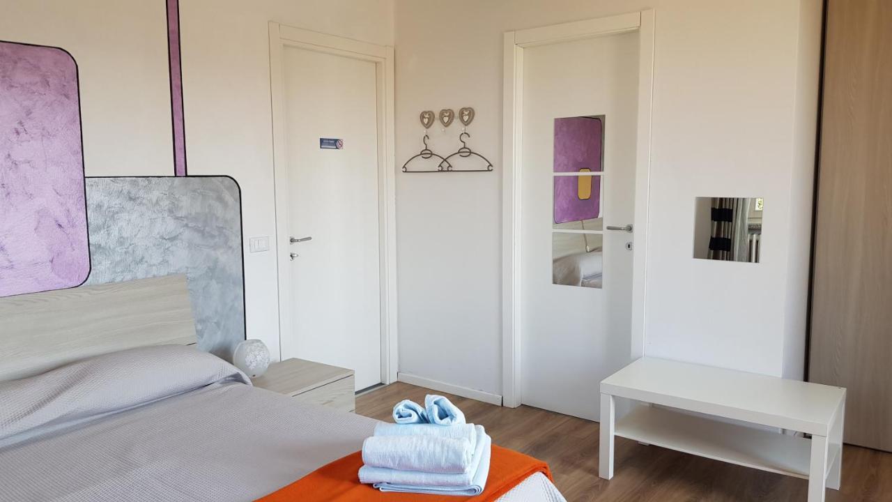 B&B Villa Giulia Desenzano del Garda Szoba fotó