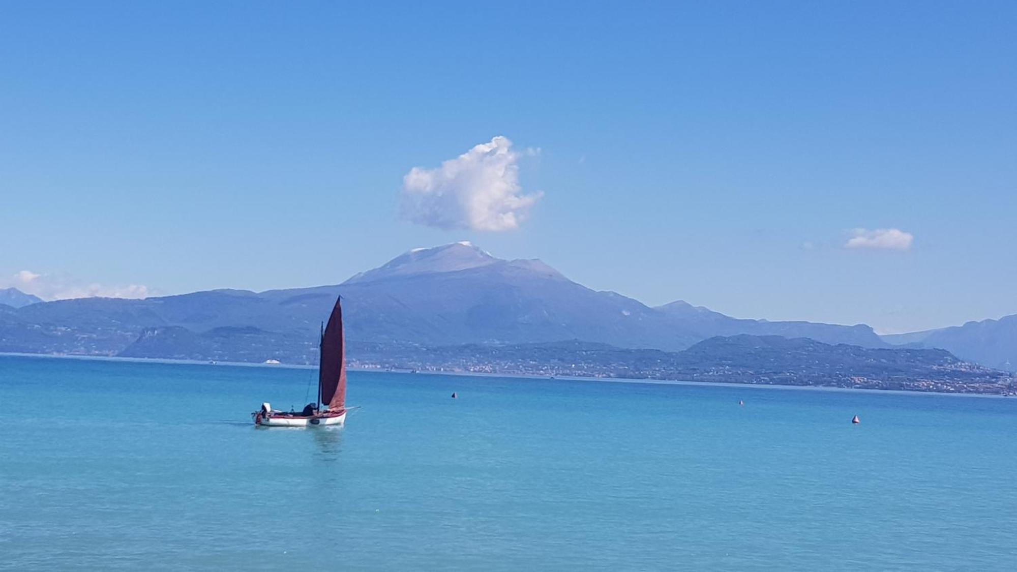 B&B Villa Giulia Desenzano del Garda Kültér fotó
