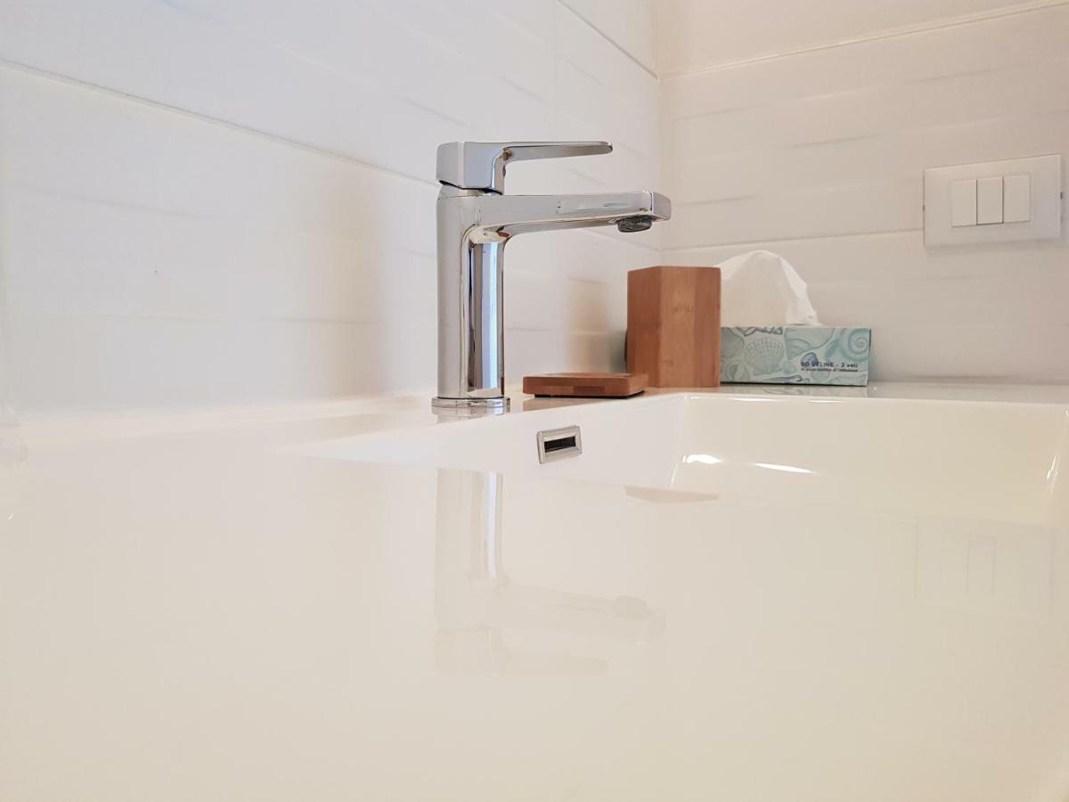 B&B Villa Giulia Desenzano del Garda Szoba fotó