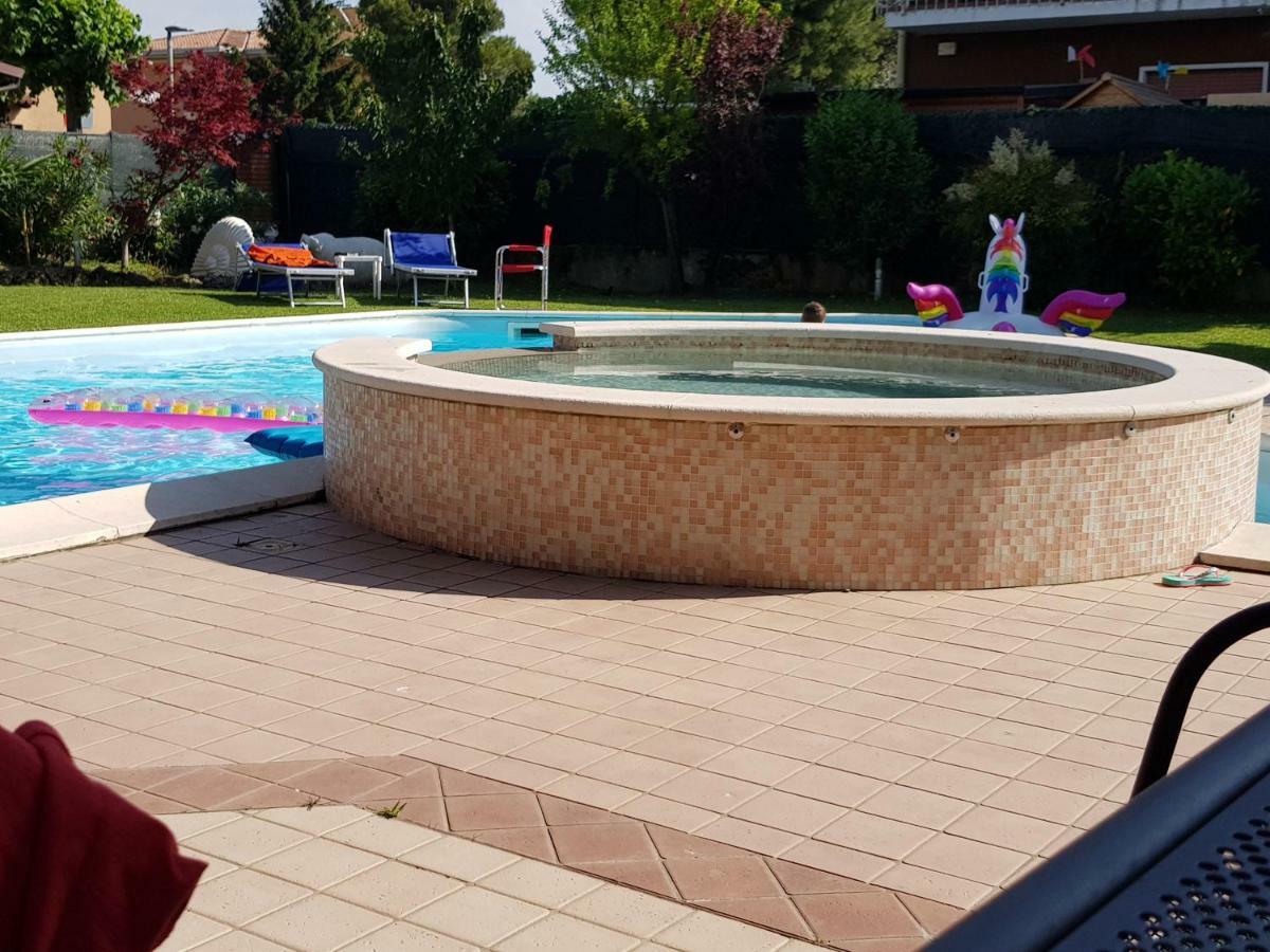 B&B Villa Giulia Desenzano del Garda Kültér fotó